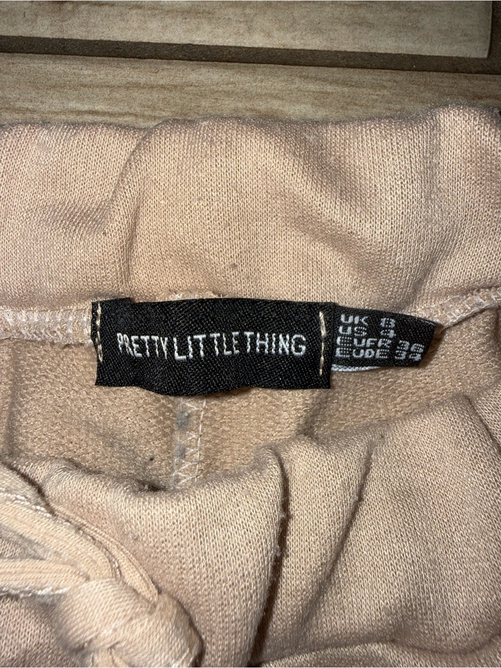 PrettyLittleThing Tan Drawstring Joggers - Picture 2 of 3